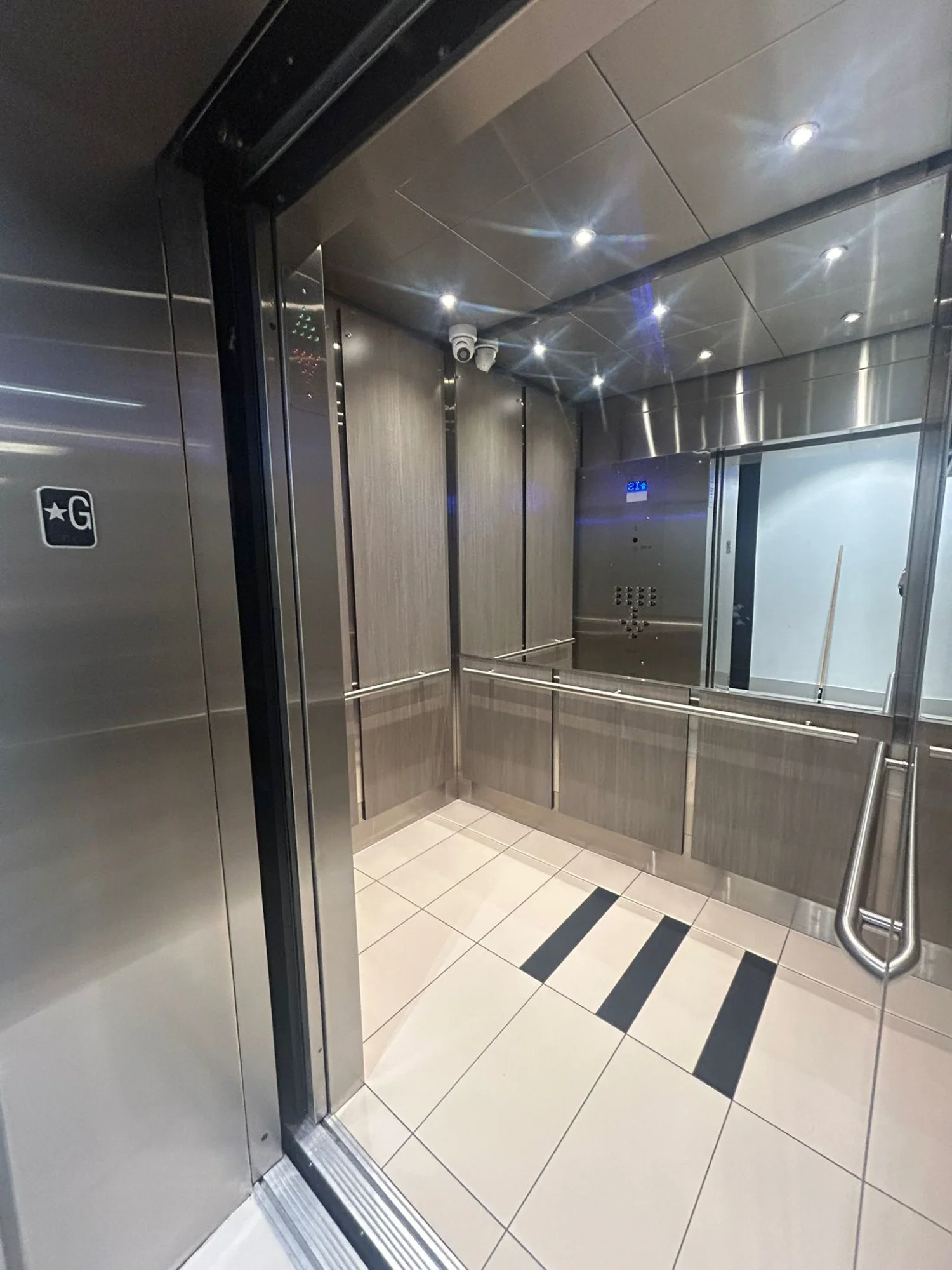 Spotless elevator cleaning