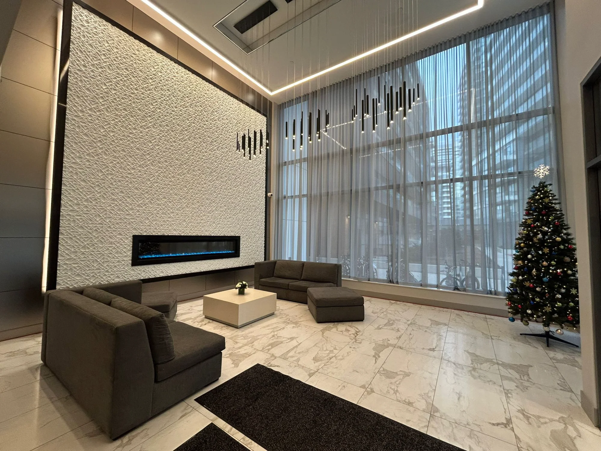 Luxury lobby cleaning